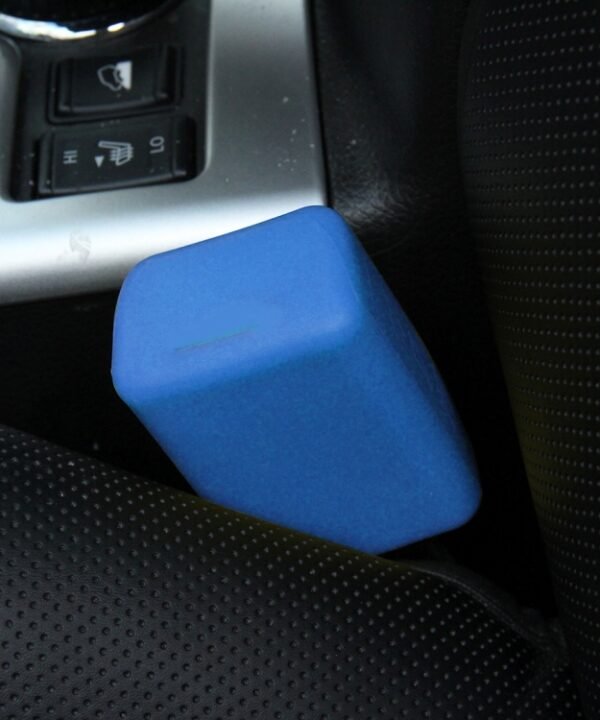 Safe Rubber Car Seat Belt Clips Locking Buckles Protective Cover, Blue, Red, Yellow, Black, Orange, Green