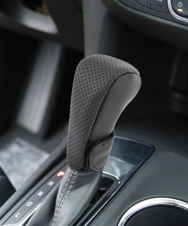 Universal Nonslip Breathable Genuine Leather Car Gear Shift Knob Cover