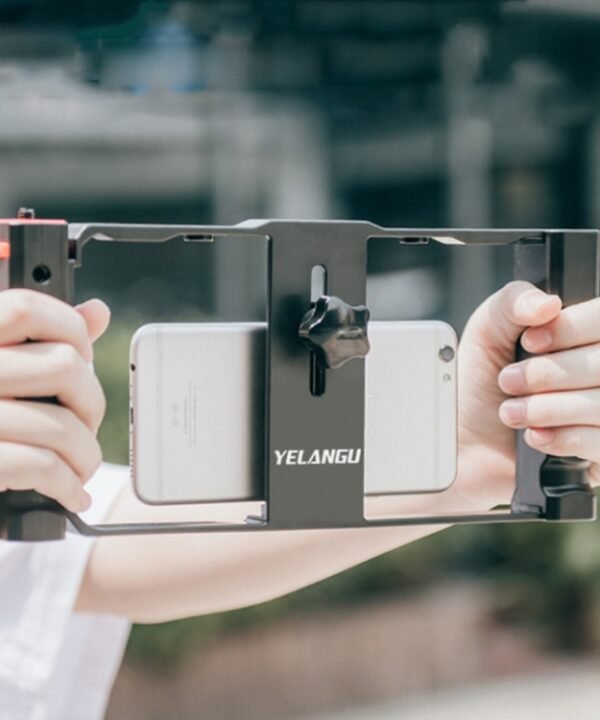 YELANGU PC02A Vlogging Live Broadcast Plastic Cage Video Rig Filmmaking Stabilizer Bracket for iPhone, Galaxy, Huawei, Xiaomi, HTC, LG, Google, and Other Smartphones, PC02A