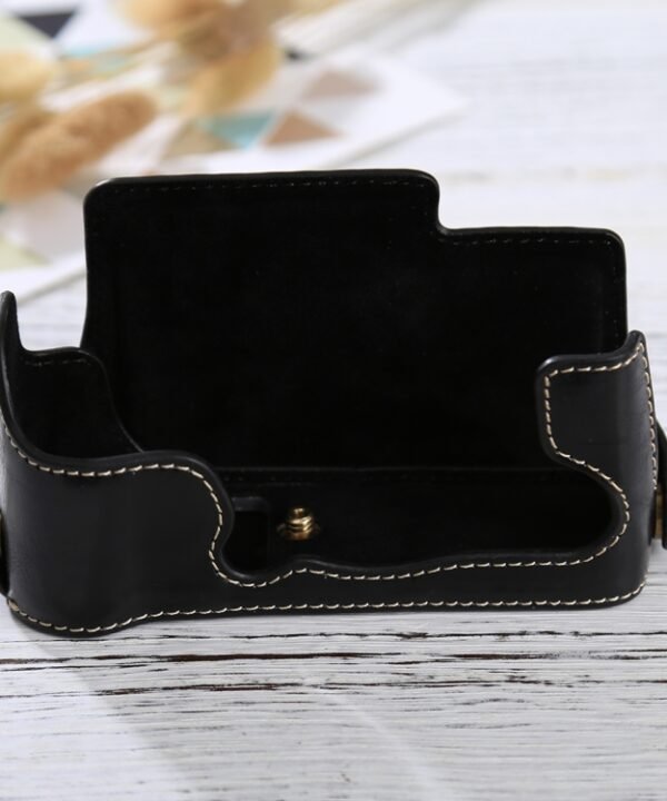 1/4 inch Thread PU Leather Camera Half Case Base for FUJIFILM X-E3, For FUJIFILM X-E3, For FUJIFILM XE3