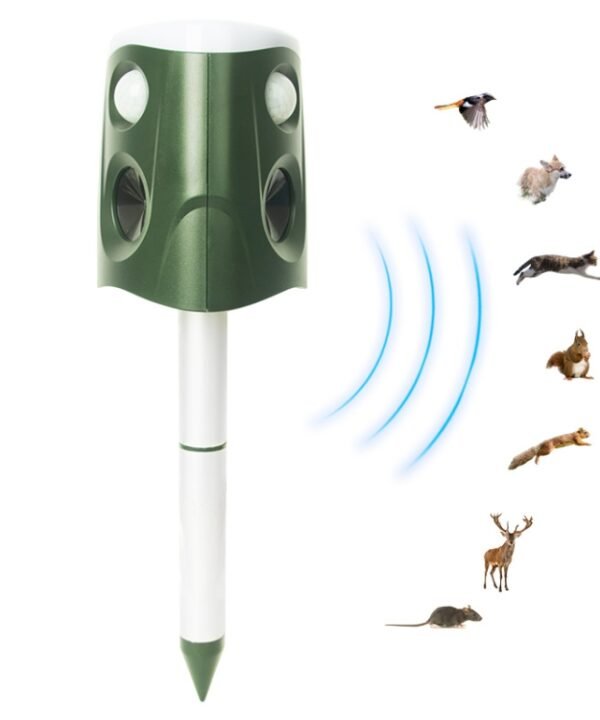 SJZ026 360 Degree Ultrasonic Solar Energy Outdoor Animal Repellent