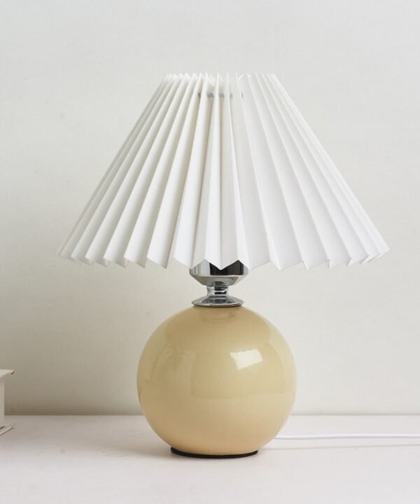 Pleated Lampshade Cozy Bedside Night Light Modern Ceramic Desk Lamp 220V