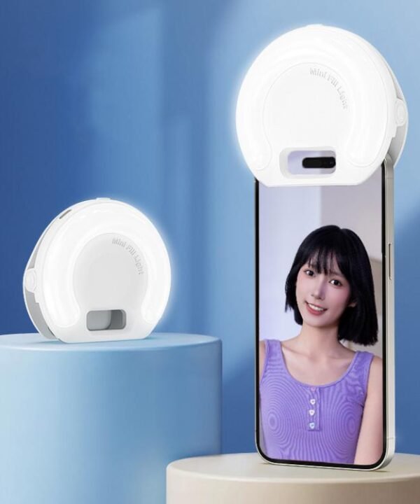 D7 Rechargeable Mini Clip?on Selfie Fill Light
