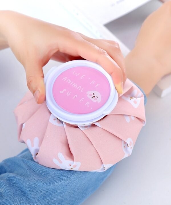 Cartoon Exercise Injury Ice Bag Hot Cold Therapy Pack, Random Color Delivery