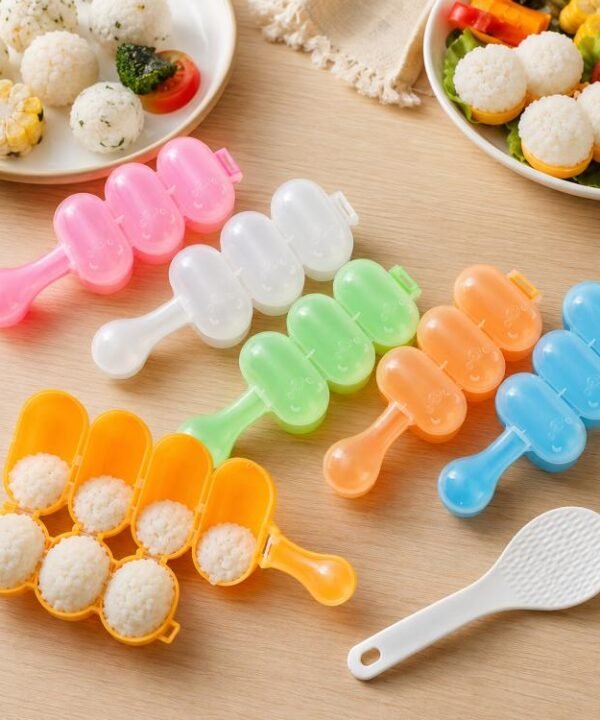 Cute Style Food-grade Sushi Rice Ball Shaker Mold with Spoon for Kids, Random Color Delivery