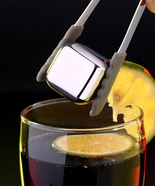 Stainless Steel Chilling Reusable Ice Cubes for Whiskey, Vodka, Liqueurs
