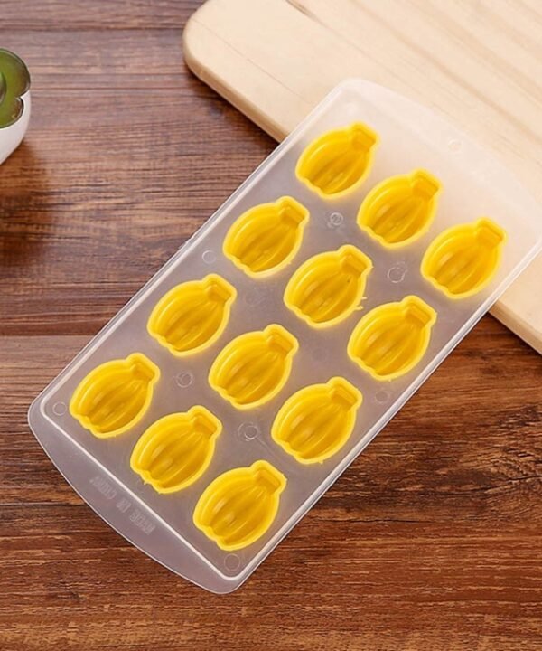 Banana Shaped Silicon Ice Cube Tray / Ice Mold Random Color