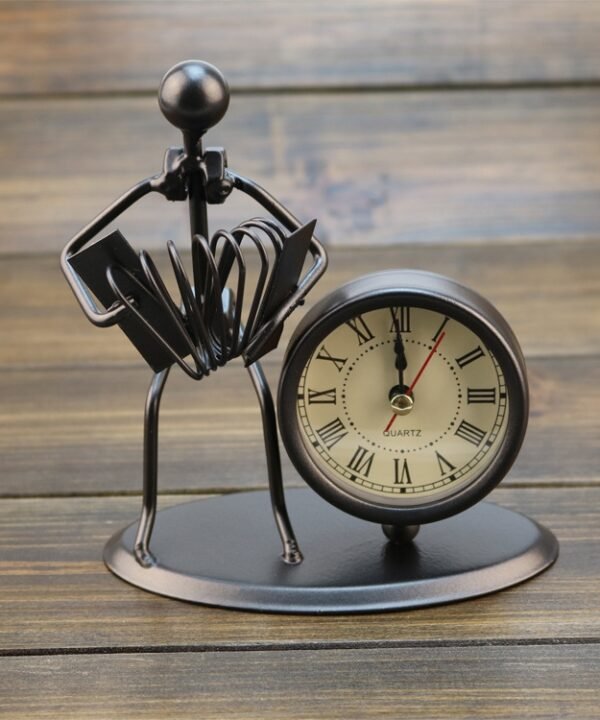 Creative Iron Stainless Steel Small Alarm Clock Retro Personalized Watches and Clocks Boutique Gifts