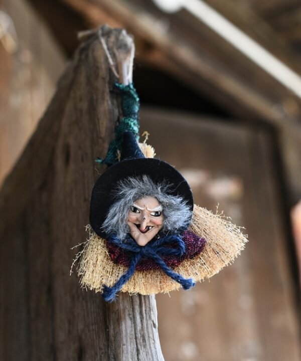Halloween Decoration Supplies Witches Broom Hanging Decor Hanging Ornaments Party Supplies, Random Color Delivery