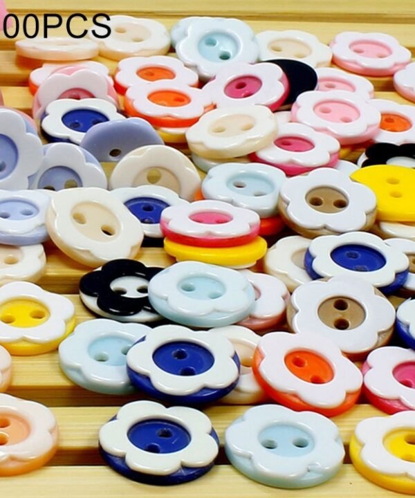1000 PCS Plum Blossom Shape Resin 2 Holes Button Sewing Accessories Clothes Decor Crafts, Random Color, Diameter: 12.5mm