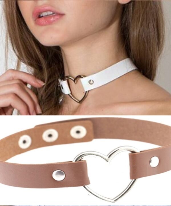 Japanese Harajuku PU Leather Heart Shape Punk Collar Fashion Female Choker Necklace, Random Color Delivery