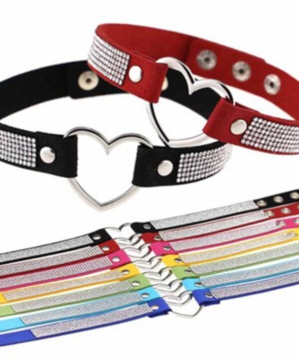Japanese Harajuku Rhinestone Heart Shape Punk Collar Fashion Female Choker Necklace, Random Color Delivery
