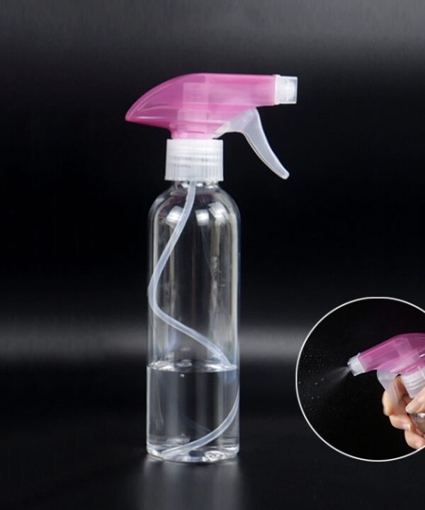 250ML Disinfection Spray Bottle Alcohol 84 Disinfection Solution Watering Can, Random Nozzle Color Delivery