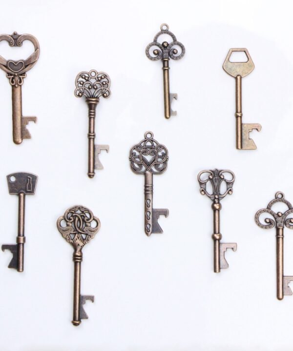 Mixed Set Of Vintage Skeleton Keys In Antique Bronze Of Different Size As Ornamental Decorations For Party Favors, Necklaces, Arts And Crafts(Bronze Set of 9 PCS), Set of 9 PCS