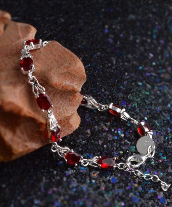 Womens Fashionable Temperamental Ruby Bracelet(Red+silver)