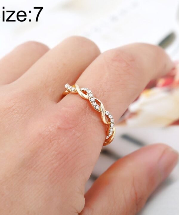 Simple Stylish Ladies Full Rhinestone Twist Modelling Ring(US Size:7), US Size:7