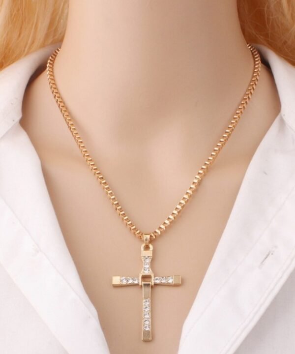 Fashion Rhinestone Cross Pendant Encrypted Box Necklace