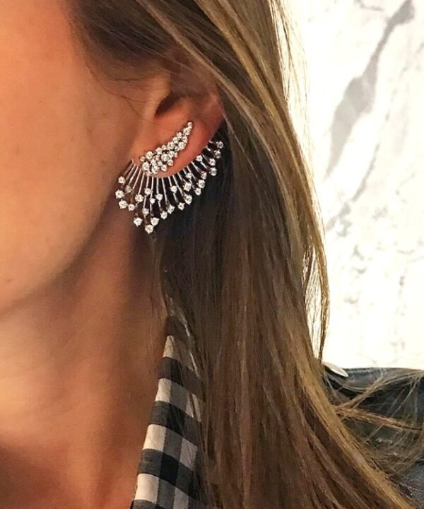 1 PCS Women Diamond-shape Silver Flower Fan-sharped Asymmetric Stud Earrings