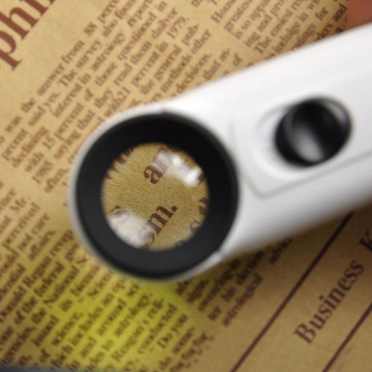 40X Handheld Exclamation Mark Style Magnifier with 2-LED Light - Image 5