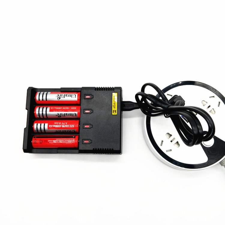 Universal Lithium Battery Charger for 26650 / 22650 / 18650 / 17670 / 18490 / 17500 / 17335 / 16340 / 14500 / 10440 (100V - 240V)(Black) - Image 3