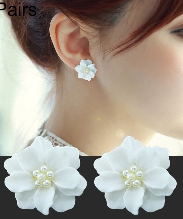 2 PCS Lovely white Flower Pearl Pendant Circle Earrings