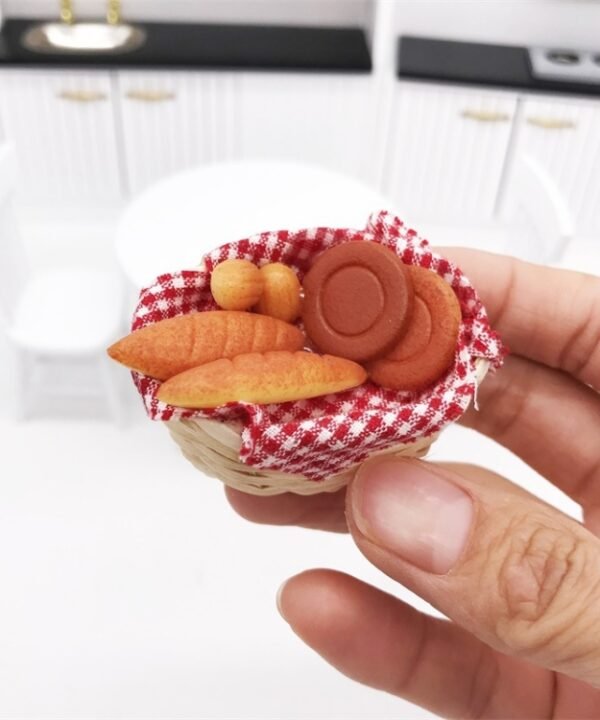 3 PCS 1:12 Mini Dollhouse Furniture Kitchen Supplies Micro-food Play Bread Box Basket