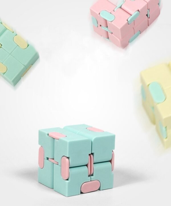 4 PCS Magic Cube Children Educational Toy, Random Colour Delivery