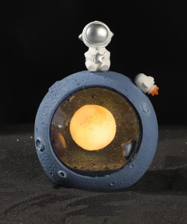 W1153 Resin Planet Night Light Home Decorations, Style:, Silver Star, Golden Star, Puppy Astronaut, Kitten Astronaut, Bear Astronaut