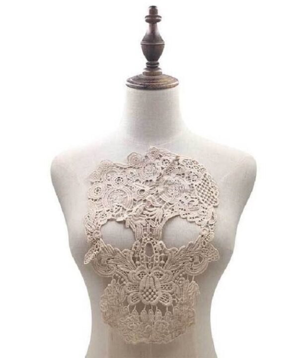 Lace Three-dimensional Hollow Corsage Skull Head Embroidery Cloth Sticker DIY Clothing Accessories, Size: About 31 x 21cm, Black, Light Brown, Apricot, White