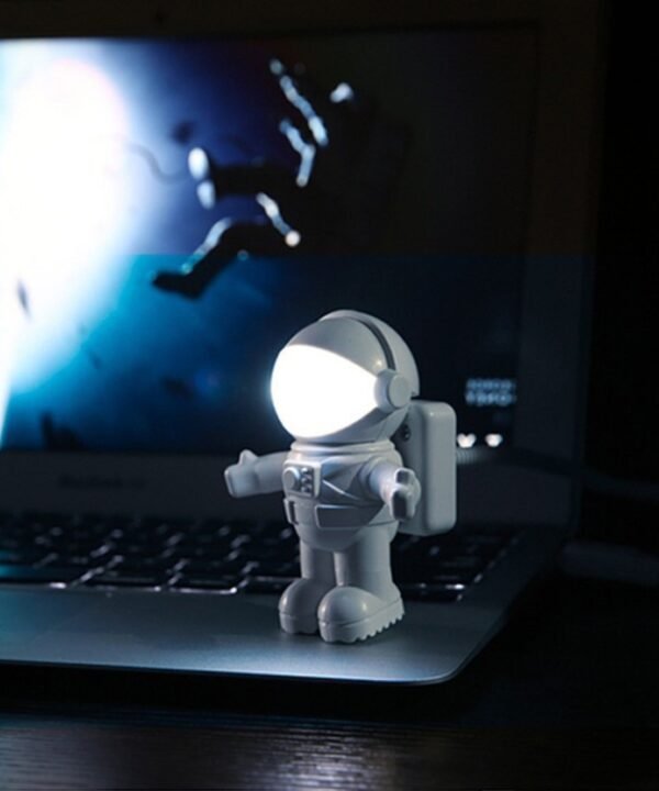 Cool New Astronaut Spaceman USB LED Adjustable Lamp Desk Night Light for Computer PC