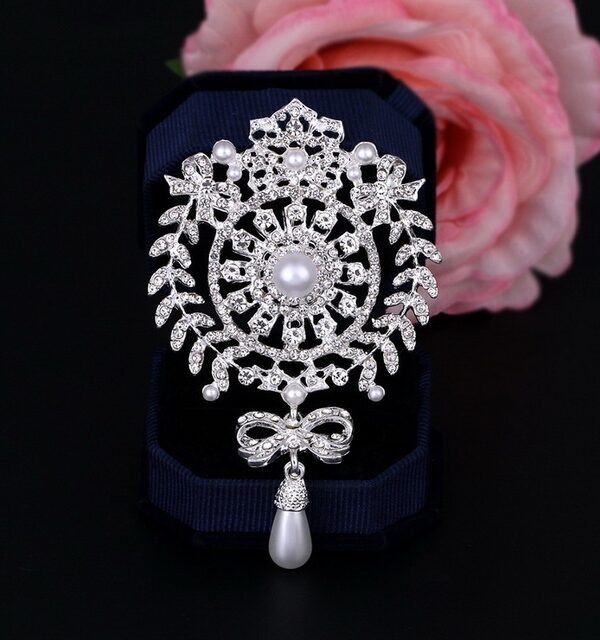 2 PCS Crown Brooch Pearl Butterfly Fringed Brooch, Sliver, Gold