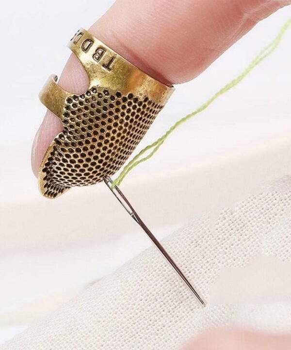 Household Adjustable Metal Sewing Thimble Finger Protectors Sewing Tools Accessories, S, M